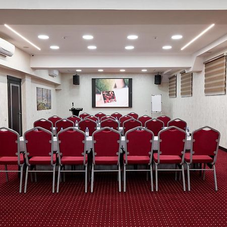 Megapolis Hotel Шымкент Экстерьер фото
