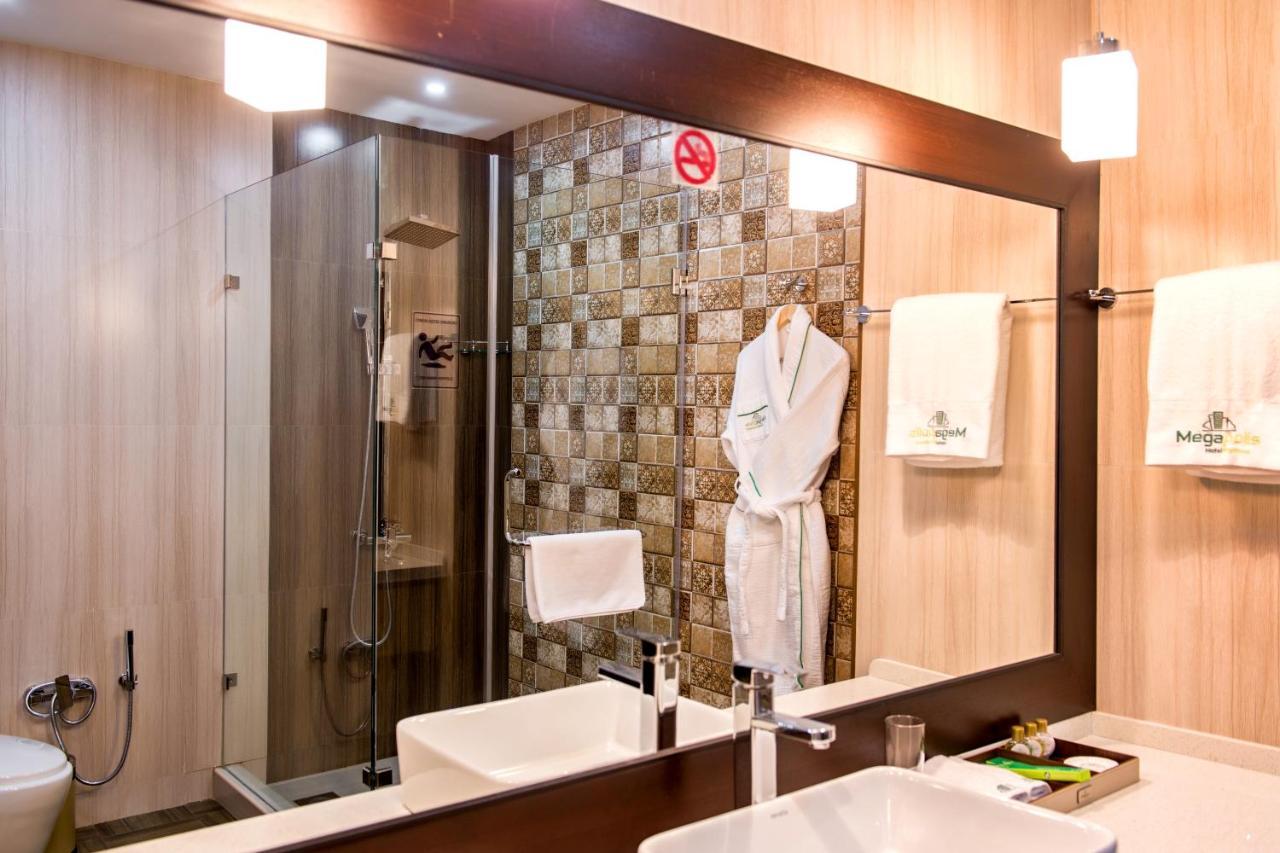 Megapolis Hotel Шымкент Экстерьер фото