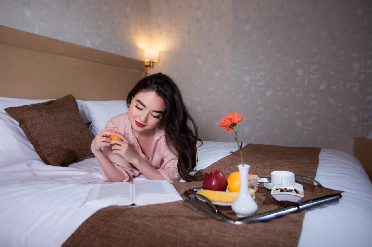 Megapolis Hotel Шымкент Экстерьер фото